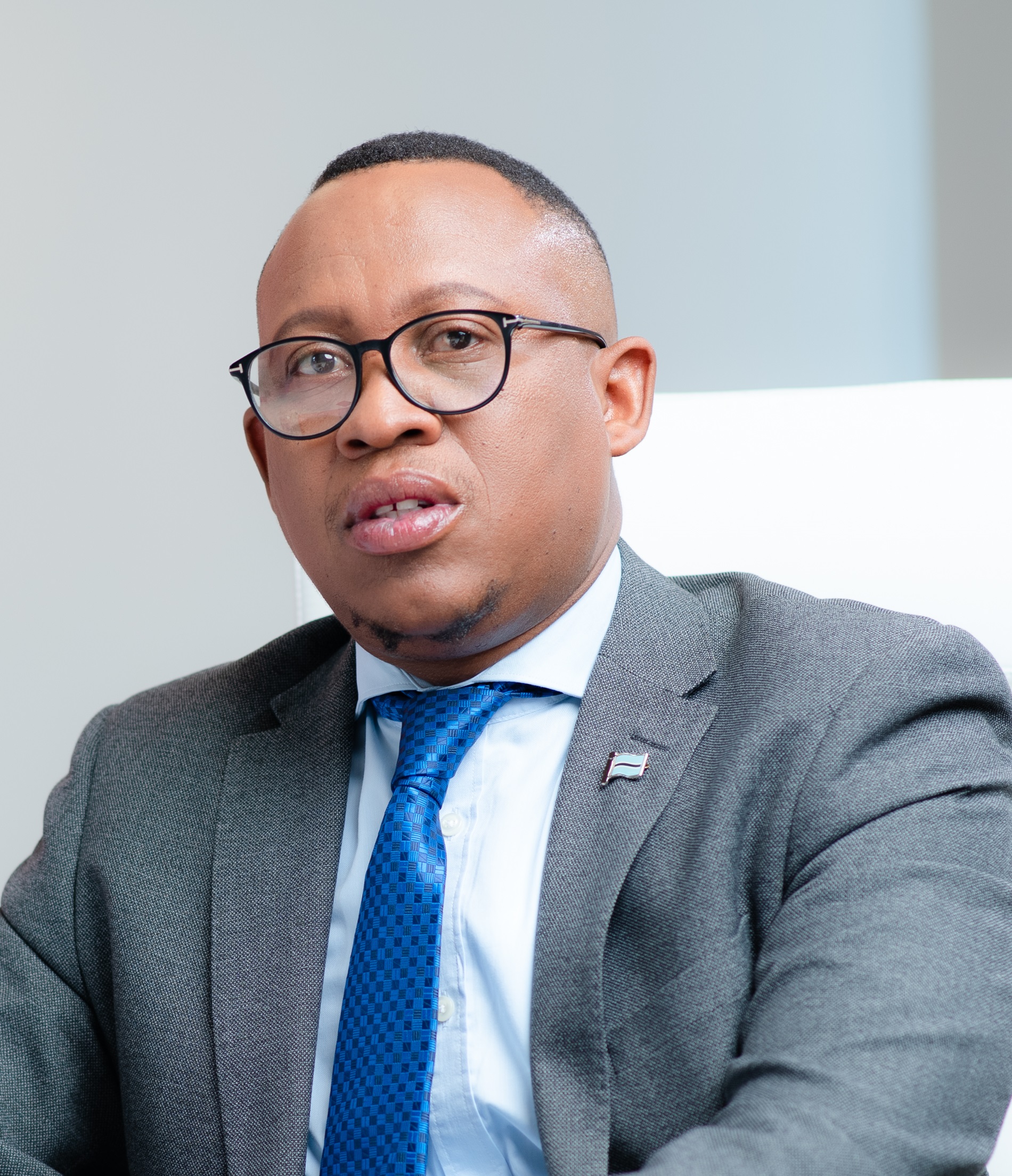 Mr. Peter Emolemo Kesitilwe